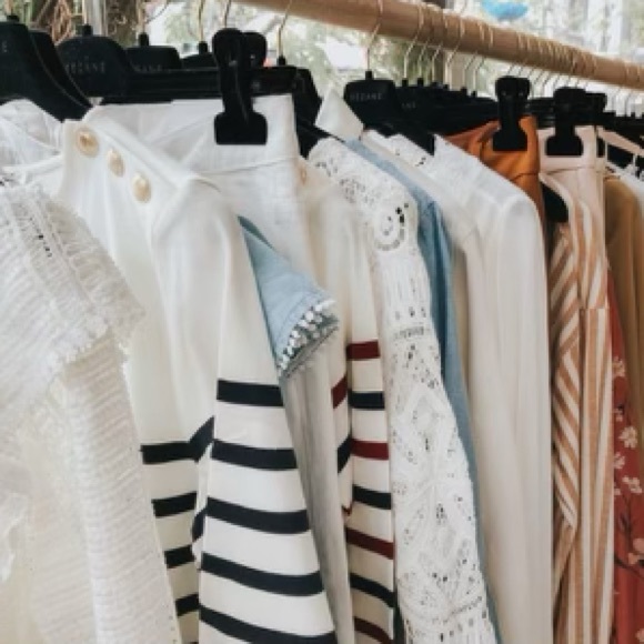 Meet your Posher, Carla - Picture 1 of 1